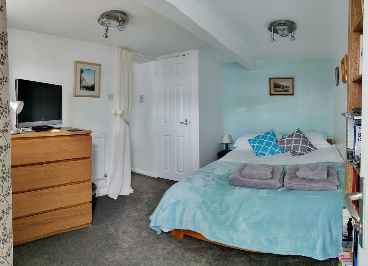 Garden Apartment نيوتن أبوت المظهر الخارجي الصورة