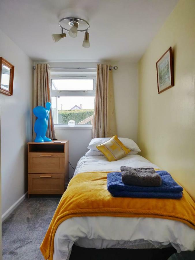 Garden Apartment نيوتن أبوت المظهر الخارجي الصورة